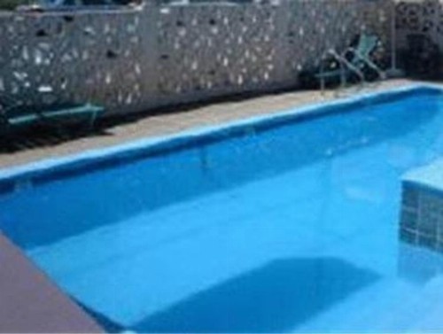 Aqua Breeze Inn - image 3