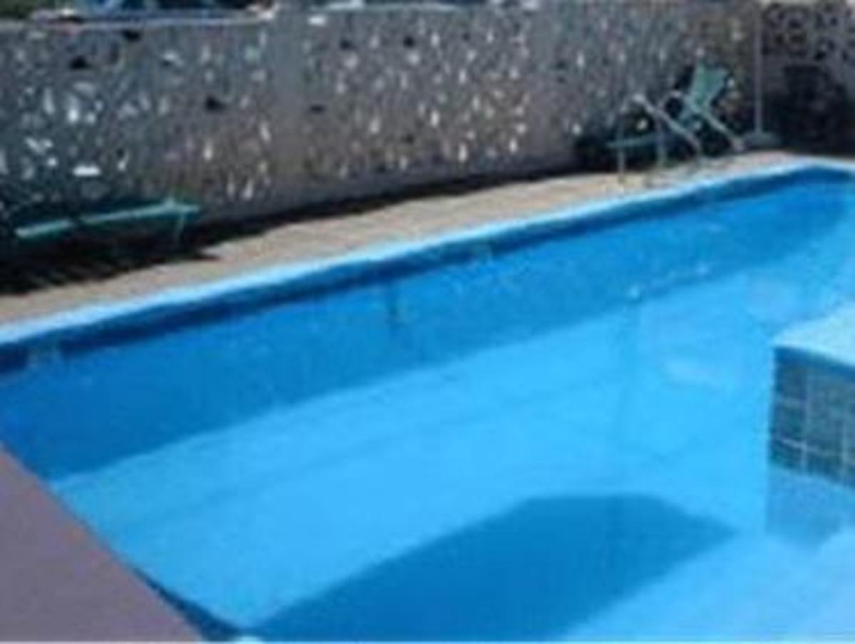 Aqua Breeze Inn - image 3