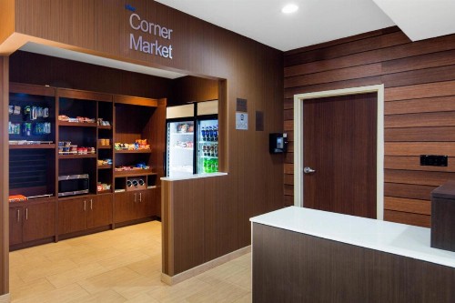 Fairfield Inn & Suites by Marriott Santa Fe - image 16