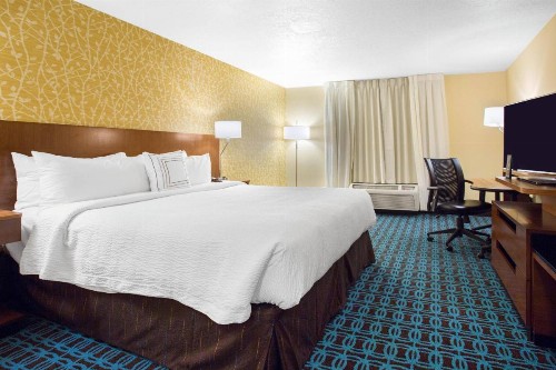 Fairfield Inn & Suites by Marriott Santa Fe - image 19
