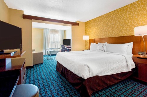 Fairfield Inn & Suites by Marriott Santa Fe - image 24