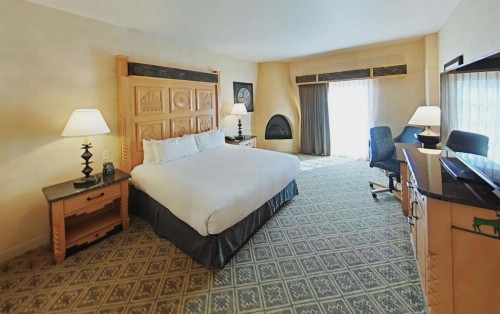 Hilton Santa Fe Buffalo Thunder - image 34