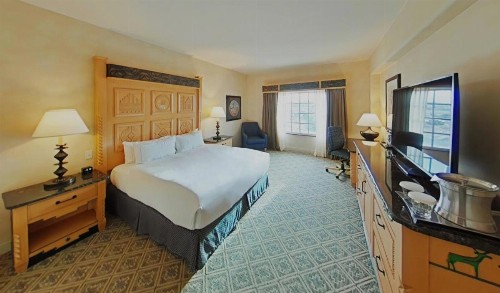 Hilton Santa Fe Buffalo Thunder - image 45