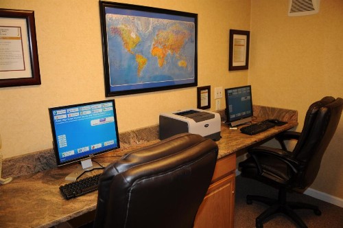 Ramada by Wyndham Santa Fe - image 20
