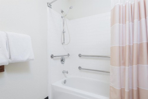 Baymont by Wyndham Santa Fe - image 32