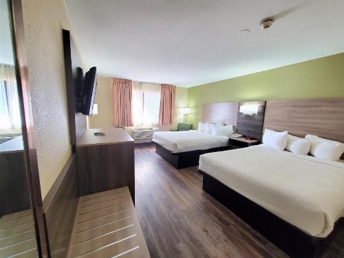 Baymont by Wyndham Santa Fe - image 33