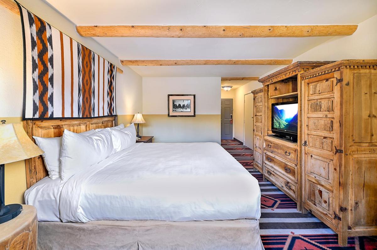 The Lodge at Santa Fe - image 4