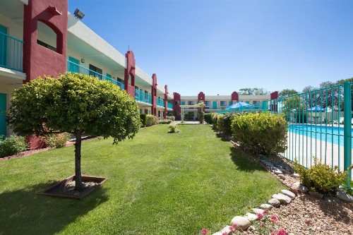 Days Inn by Wyndham Santa Fe New Mexico - image 20