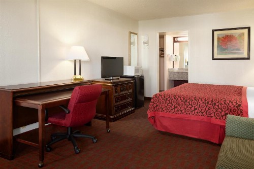 Days Inn by Wyndham Santa Fe New Mexico - image 27