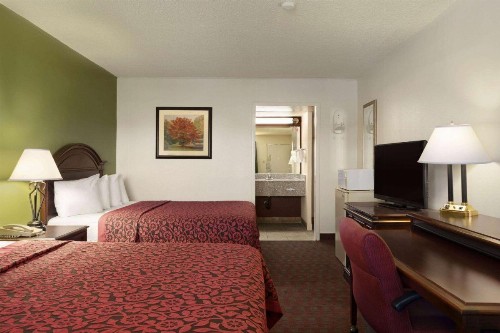 Days Inn by Wyndham Santa Fe New Mexico - image 6