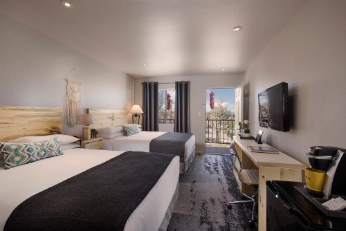 The Sage Hotel - image 12