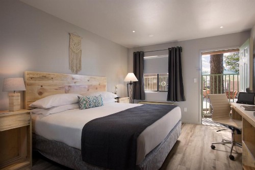 The Sage Hotel - image 5