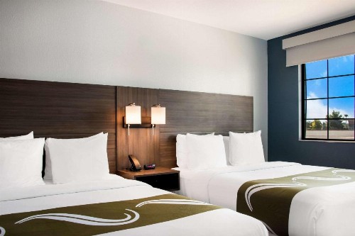 GreenTree Inn Santa Fe - image 10