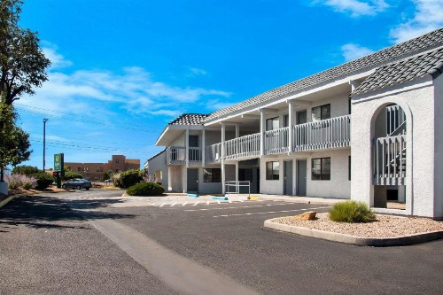 GreenTree Inn Santa Fe - image 28