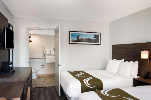 GreenTree Inn Santa Fe - image 37