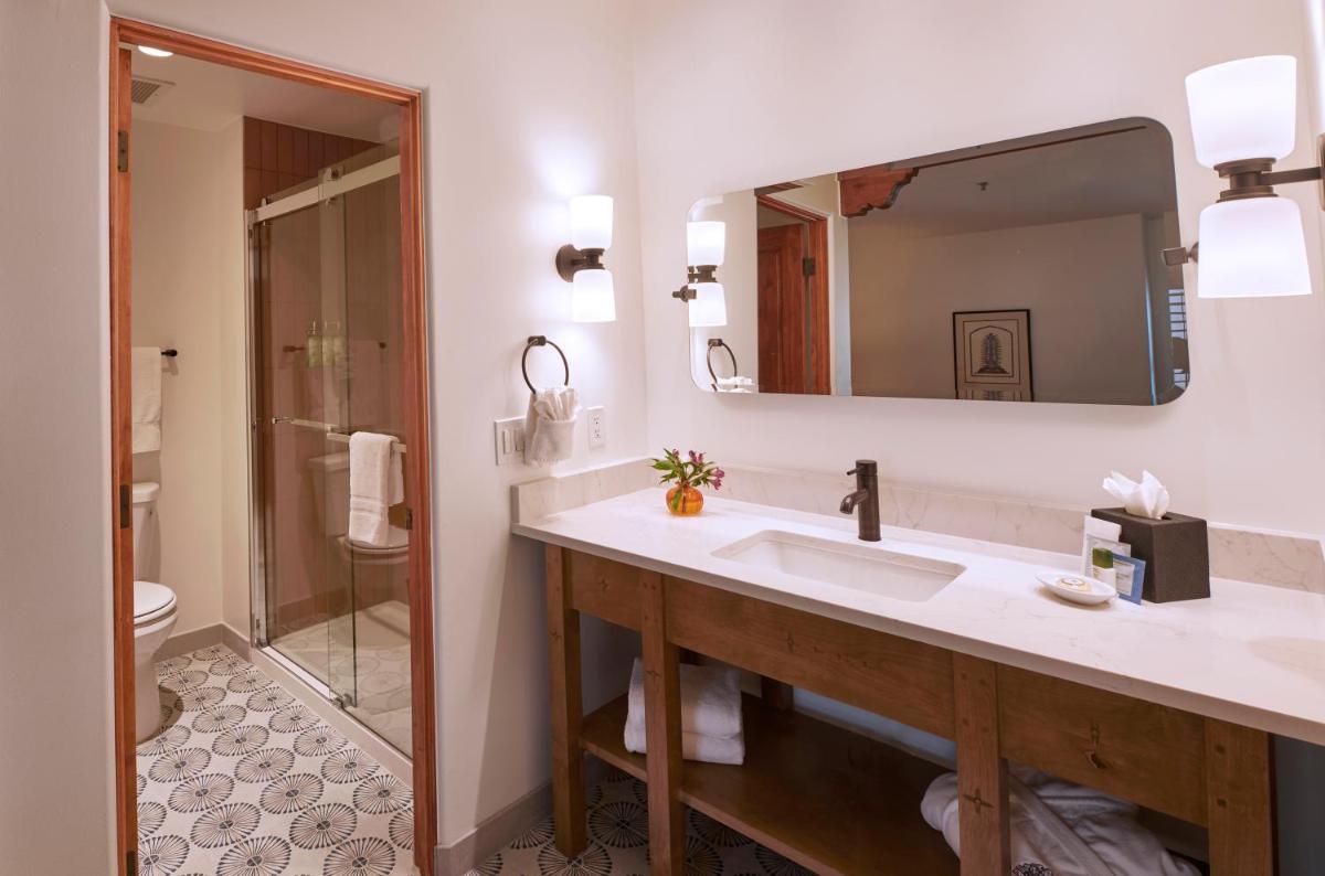 Old Santa Fe Inn - image 2