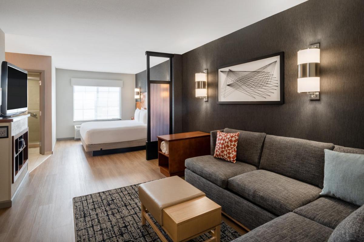 Hyatt Place Santa Fe - image 3