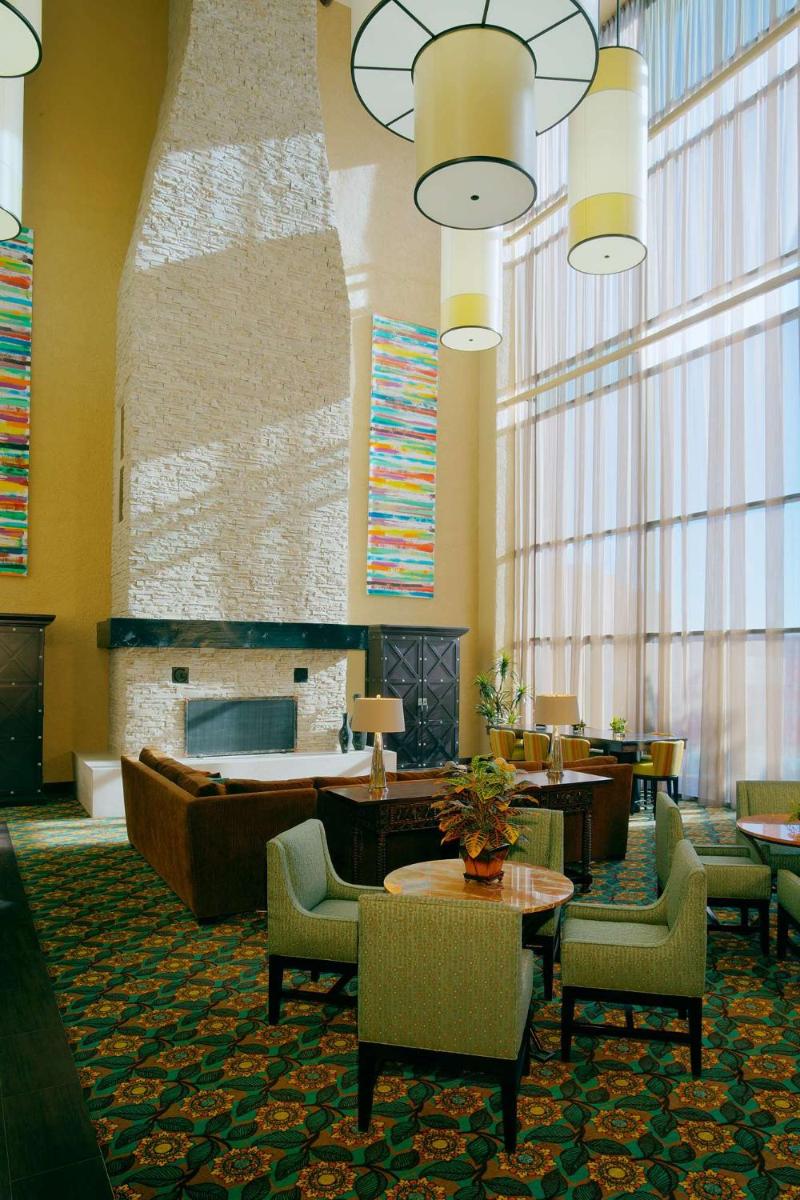 DoubleTree by Hilton Santa Fe - image 4