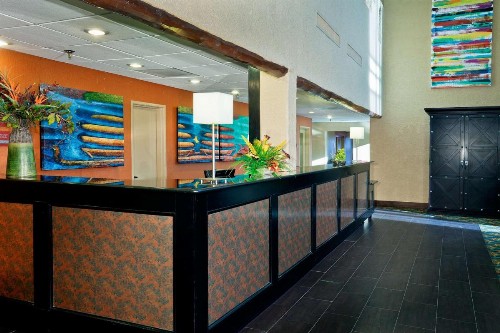 DoubleTree by Hilton Santa Fe - image 6