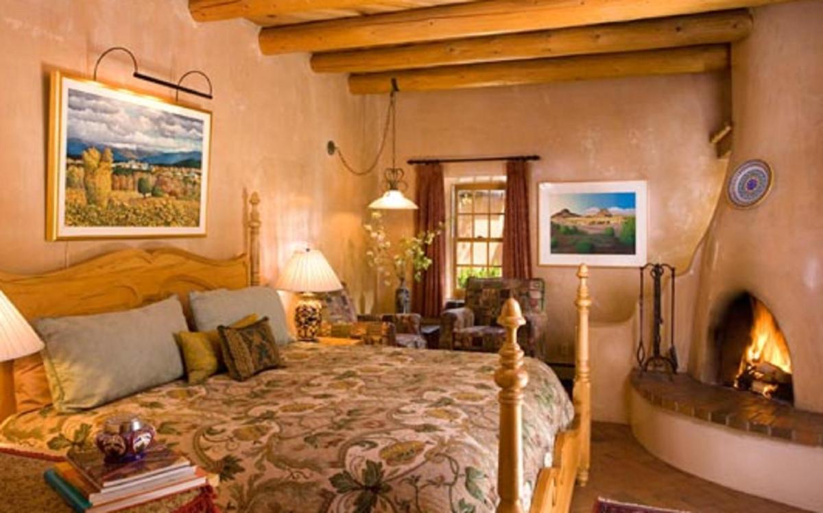 El Farolito B&B Inn - image 7