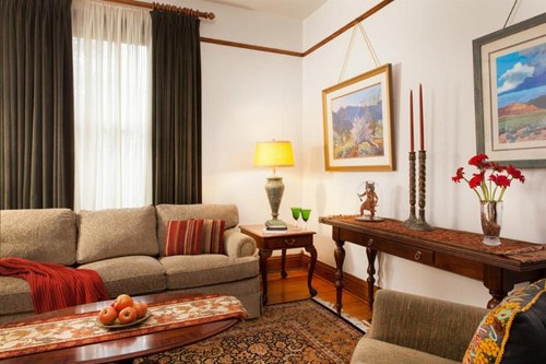 Four Kachinas B&B Inn