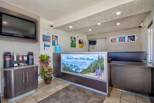 Motel 6 Santa Fe - image 43