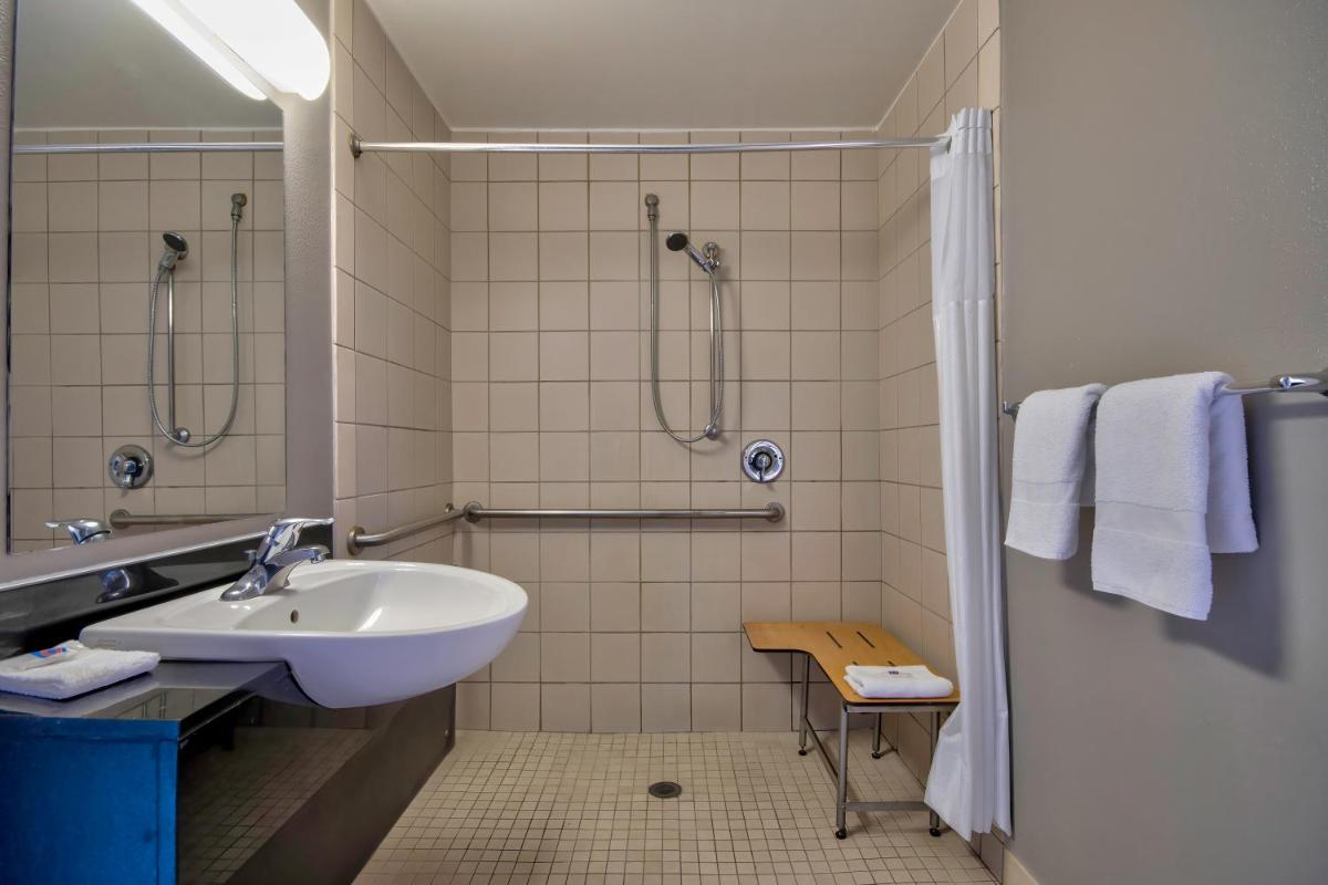 Motel 6 Santa Fe - image 5