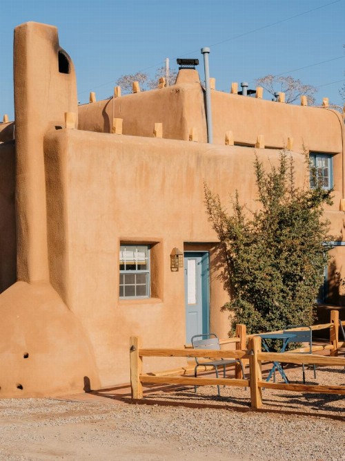 Pueblo Bonito B&B Inn - image 11