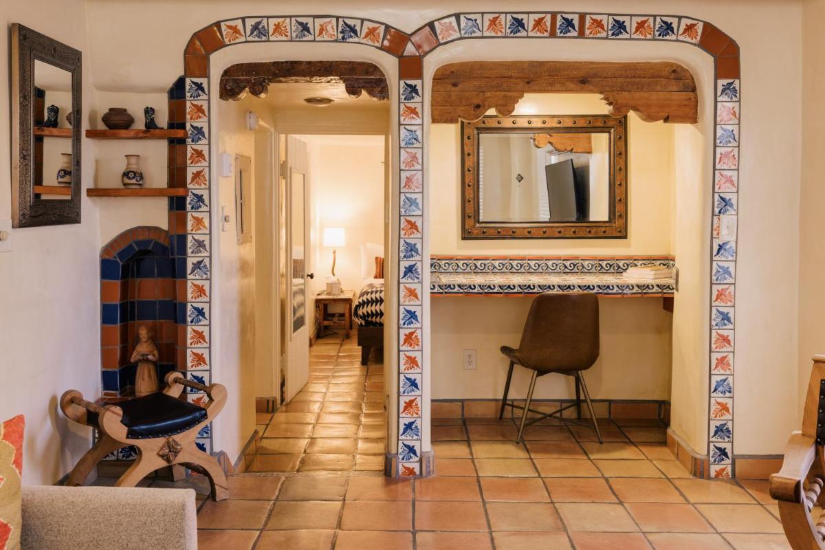 Pueblo Bonito B&B Inn - image 7