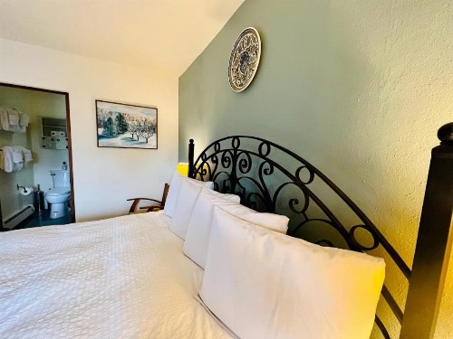 Casa Cuma Bed & Breakfast - image 6