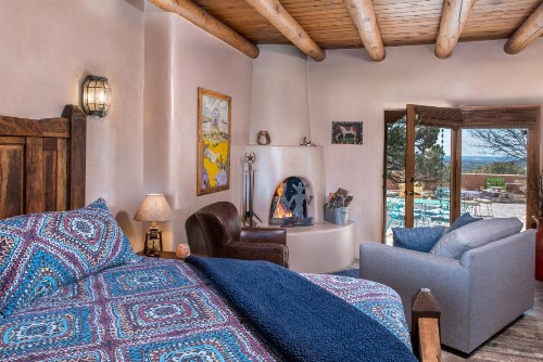 Bobcat Inn - image 5