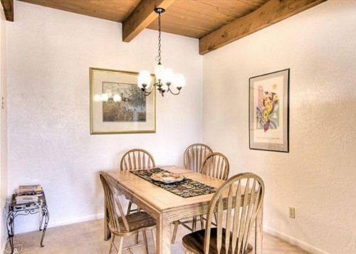 Artist Road #18 2 Bedrooms Sleeps 4 Flat Screen TV Pool Access WiFi - image 10