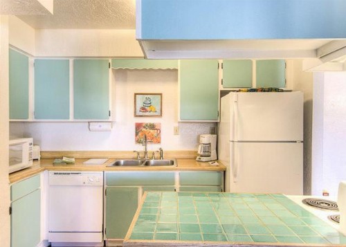 Artist Road #18 2 Bedrooms Sleeps 4 Flat Screen TV Pool Access WiFi - image 8