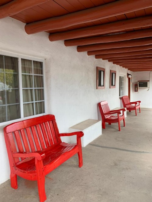 Cottonwood Court Motel - image 28