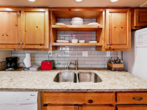 320 Artist Road Unit 94 Condo - image 6