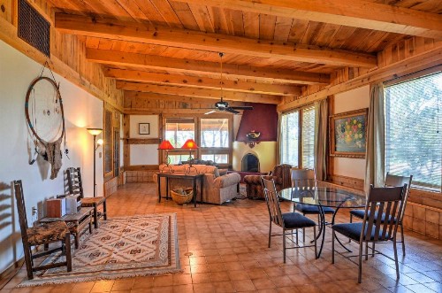 Chic Santa Fe Home at Dream Catcher Retreat Center - image 8
