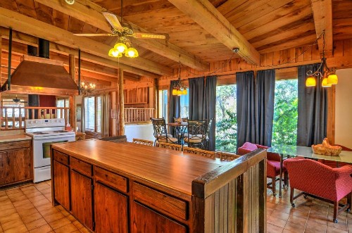 Chic Santa Fe Home at Dream Catcher Retreat Center - image 9