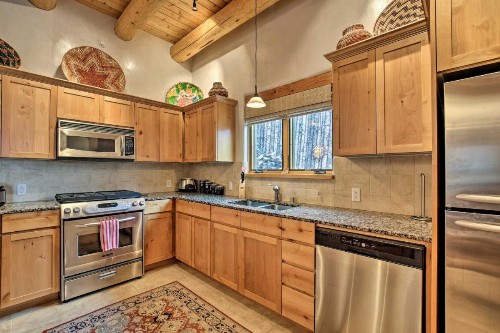 Adobe-Style Santa Fe Home - 17 Mi to Ski SF! - image 8