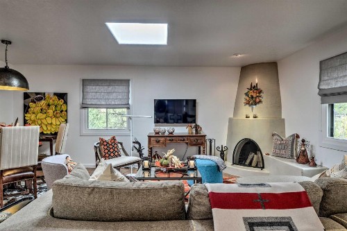 Santa Fe Condo with Patio and Grill - 6 Min to Plaza - image 5