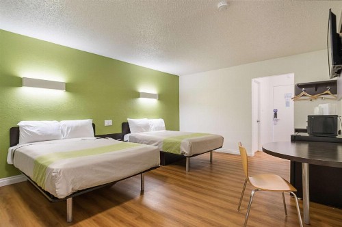 Motel 6-Santa Maria CA - South - image 10