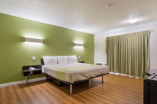Motel 6-Santa Maria CA - South - image 11