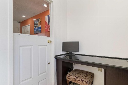 Motel 6-Santa Maria CA - South - image 21