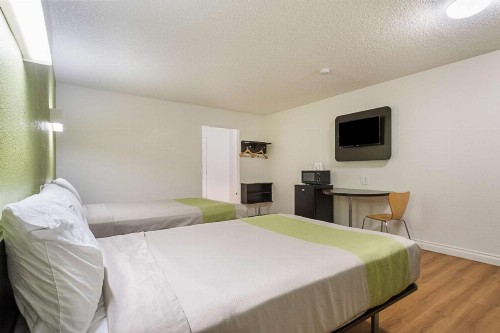 Motel 6-Santa Maria CA - South - image 26