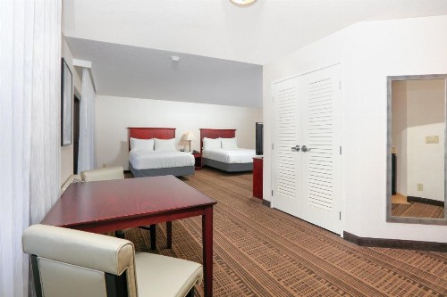 Holiday Inn Hotel & Suites Santa Maria an IHG Hotel - image 10