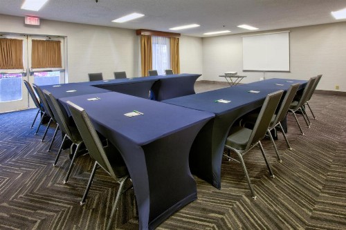 Holiday Inn Hotel & Suites Santa Maria an IHG Hotel - image 23