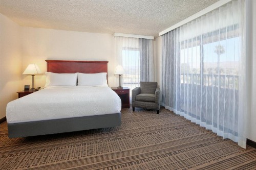 Holiday Inn Hotel & Suites Santa Maria an IHG Hotel - image 42