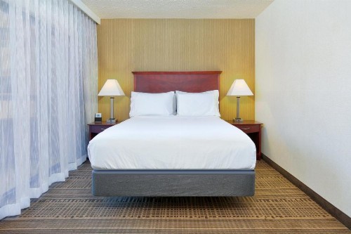 Holiday Inn Hotel & Suites Santa Maria an IHG Hotel - image 47