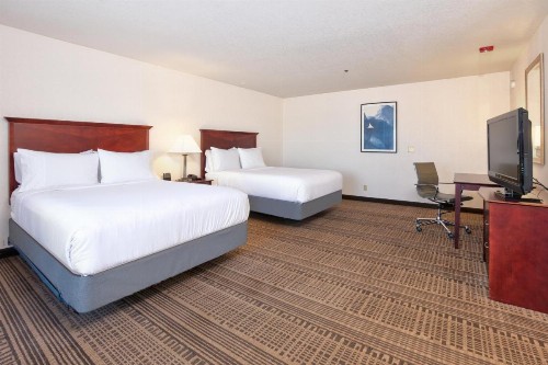 Holiday Inn Hotel & Suites Santa Maria an IHG Hotel - image 49
