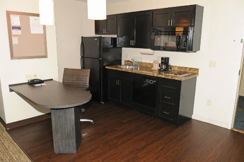 Candlewood Suites Santa Maria an IHG Hotel - image 30