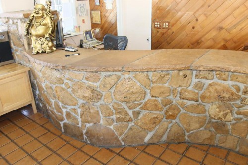 Town and Country Inn - image 21